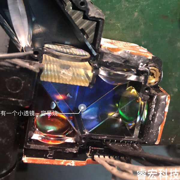 坚果P2投影机维修拆解镜片